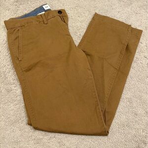 Gap 32 x 32 Tan  Pants